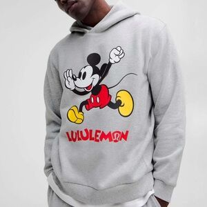 NWT Disney Lululemon SteadyState Pullover Hoodie Heathered Silver Drop Sz XL